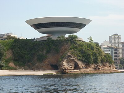 Monumento de Niemeyer in Nitero - Brasilien