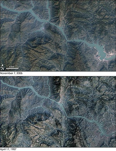 ThreeGorgesDam-Landsat7.jpg